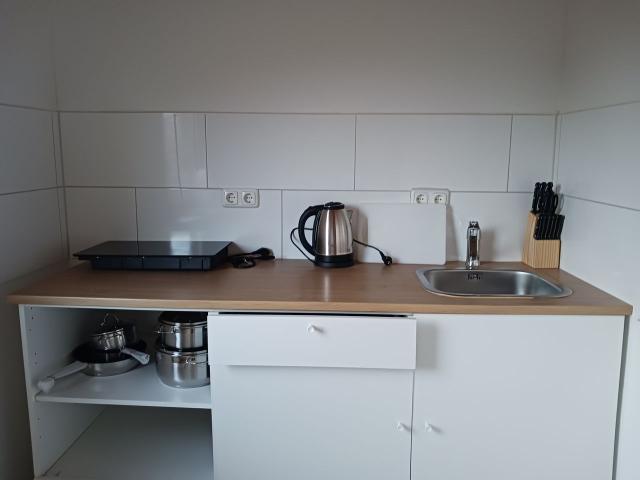 1 Room 2 Beds in 3rd floor attic apartment, Bremen Amsterdam Apartments for Rent