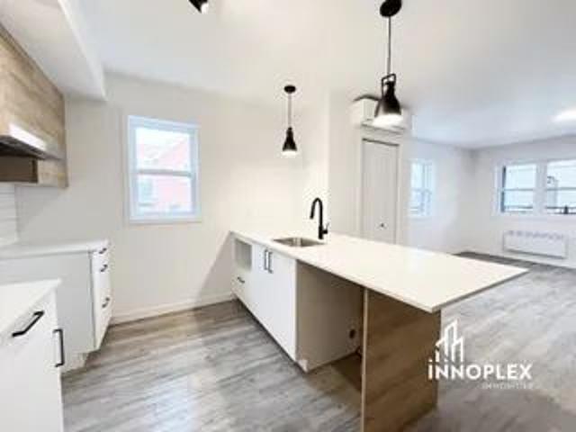 1 room apartment of 117m² in Sherbrooke