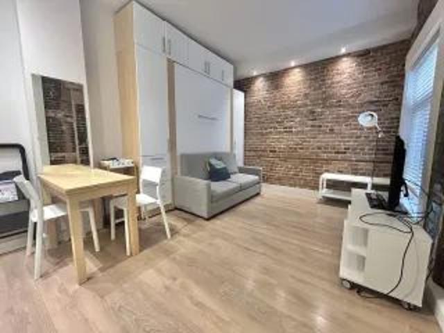1 room apartment of 46m² in Quebec
