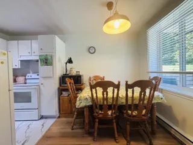 1 room apartment of 55m² in Lévis