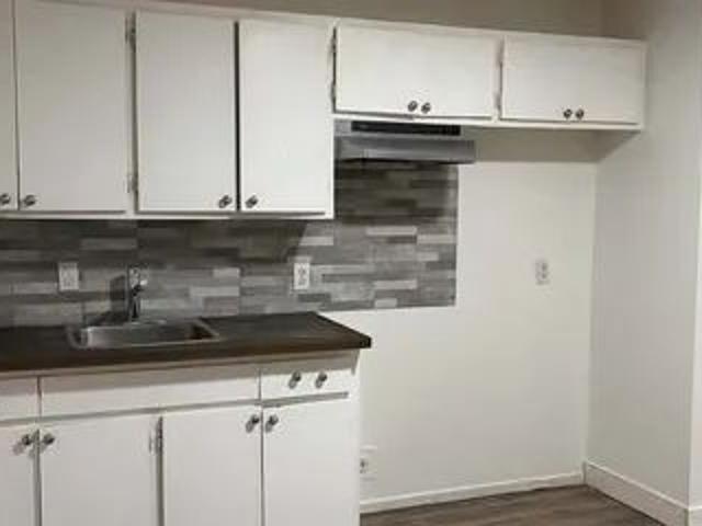 1 room apartment of 57m² in Sherbrooke