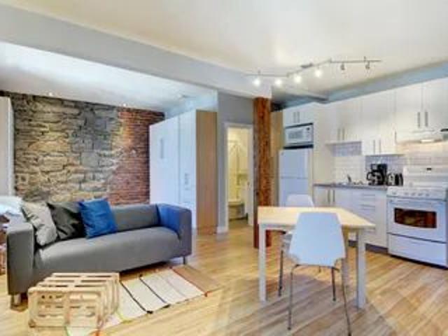 1 room apartment of 58m² in Quebec