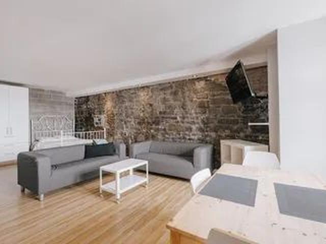 1 room apartment of 59m² in Quebec
