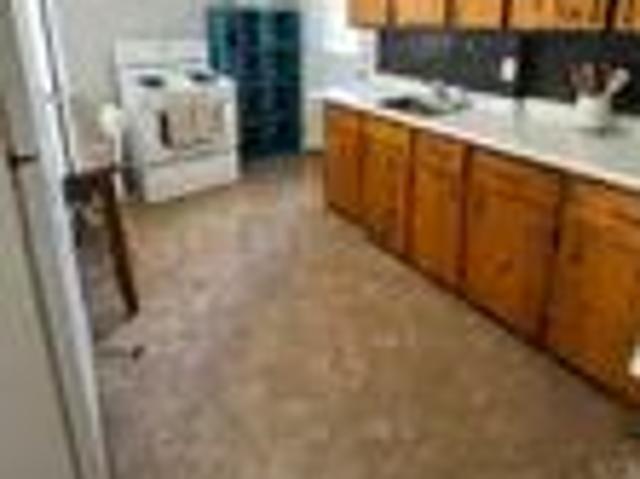 1 room apartment of 68m² in Sherbrooke
