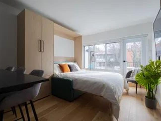 1 room apartment of 69m² in Quebec