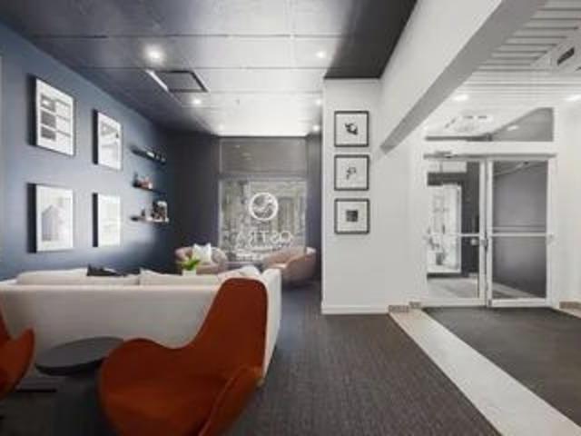 1 room apartment of 60m² in Quebec