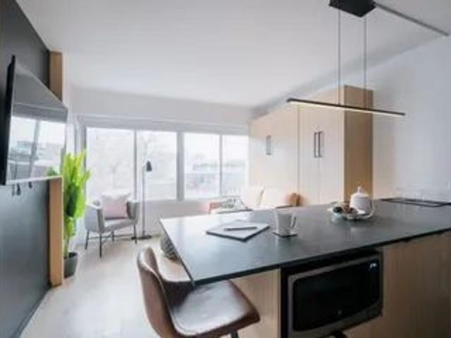 1 room apartment of 62m² in Quebec