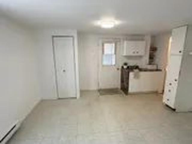 1 room apartment of 62m² in Sherbrooke