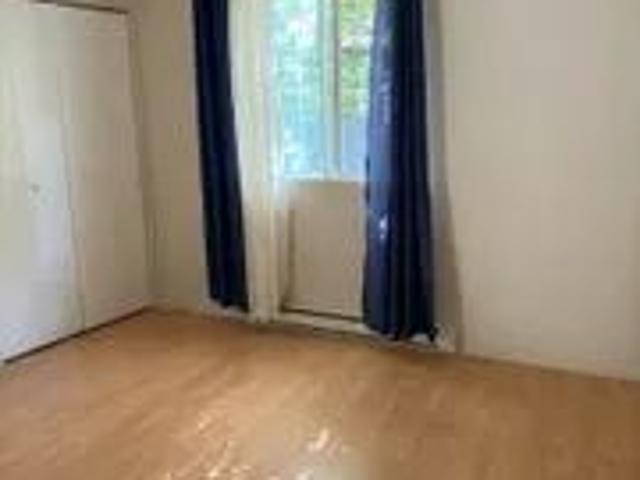1 room apartment of 78m² in Sherbrooke