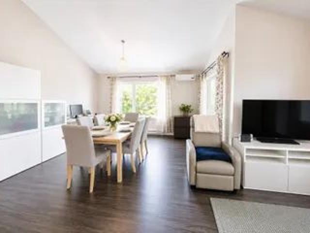 1 room apartment of 95m² in Laval