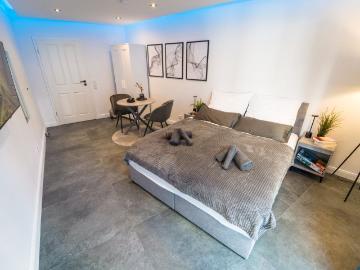 1 room apartment in Bremen’s city center Schlachte, Bremen Amsterdam Apartments for Rent