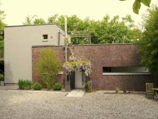 1 room apartment in Dortmund Barop with very good location, Dortmund Amsterdam Apartments for Rent