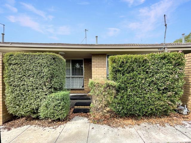 1 room apartment to let in Unit 4/6 Bala Street, Sebastopol