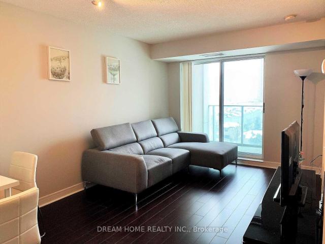 1 room for rent