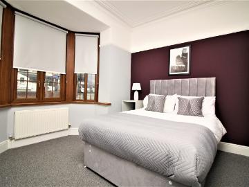 1 room house to let in 74 Pontefract Road, Barnsley, S71