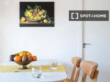 1 room luxury Apartment for rent in Seville, Spain