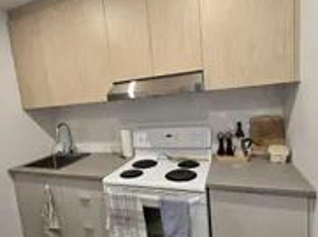 1 room studio of 75m² in Sherbrooke