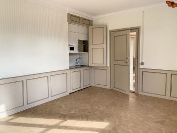 1 ROOMS Close to all amenities