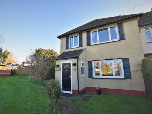1 Station Road, St Helens 3 bed semi detached house to rent £1,200 pcm £277 pw