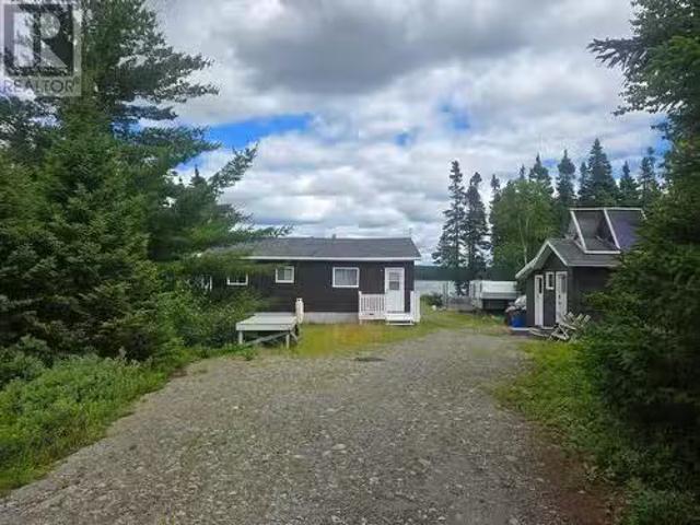 1 Sunday Pond Road, Bishops Falls, NL, A0H 1Y0 house for sal.