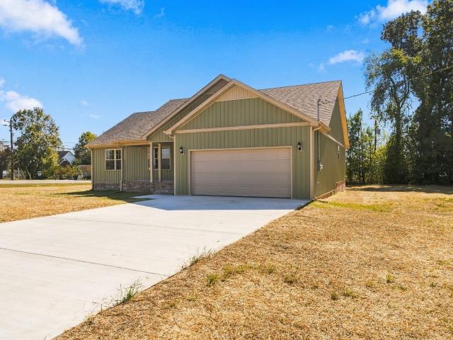 1 Sunset Falls Rd