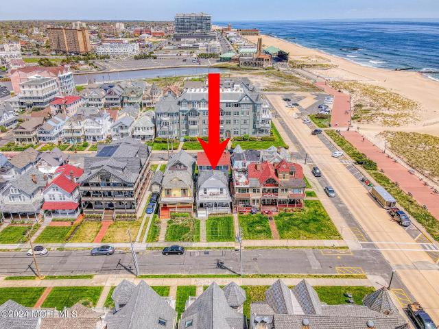 1 Surf Ave, 3 beds, 4 full baths