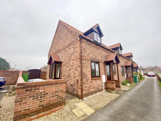 1 Sutton Fields, Sutton on Trent 2 bed semi detached house to rent £750 pcm £173 pw