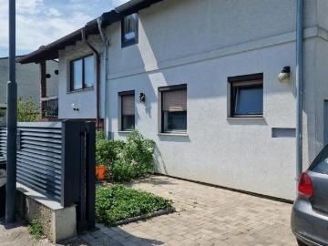 House for rent in 1230