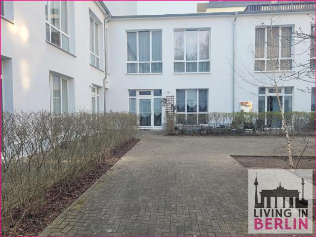 1 Schlafzimmer Villa Berlin Berlin 105449521