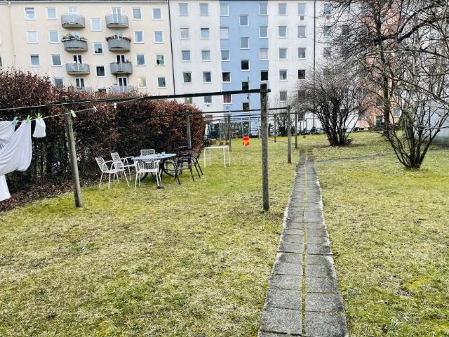 1 Schlafzimmer Villa München München 105506623
