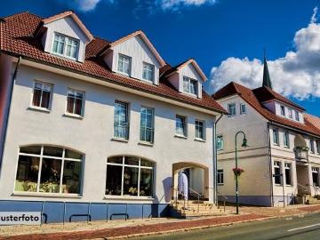 Aldenrader Straße, Fahrn, Marxloh - Abstell-kammer