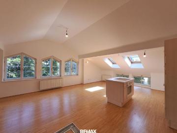 Etagenwohnung zur Miete in 2540