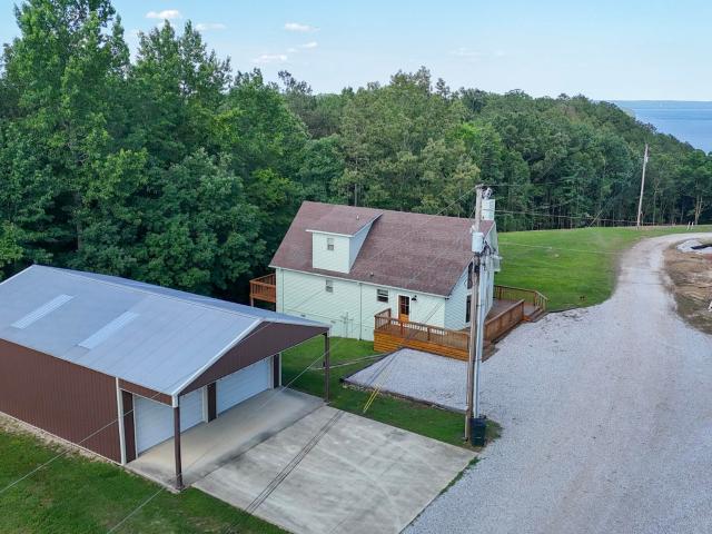 1 shady oak cv