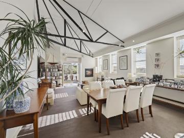 Warrnambool, Woolsthorpe - Balcony