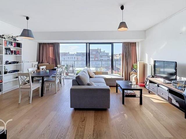 1 slaapkamer appartement met zicht op water & een ondergron