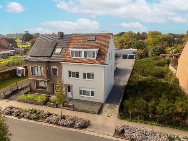 1 slaapkamerappartement met garage op een rustige locatie.