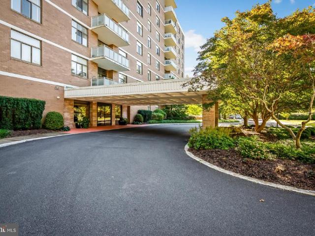 1 Slade Avenue # 203