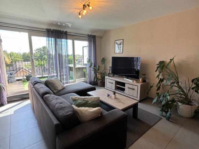 1 slpk APPARTEMENT + GARAGE