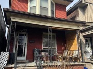 Hamilton, Ontario, Ontario - Patio, Air conditioning