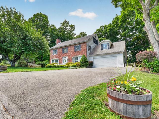 1 Taft Place