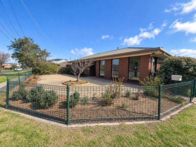 1 Tavistock Court, Hamlyn Heights, VIC 3215