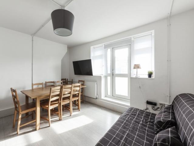1 tenant req'd in 3 dble bed flat Bethnal green