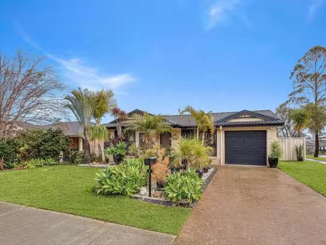 1 Terka Street, Wadalba, NSW 2259