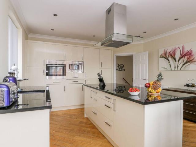 1 Third Avenue | Studio house for rent #152052420 | Rentberry