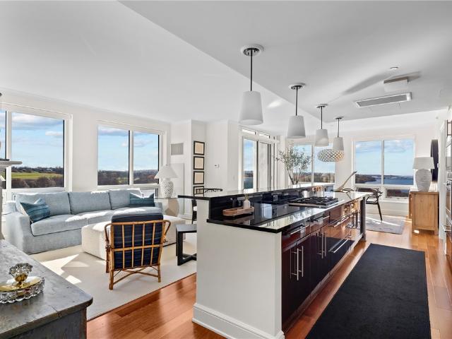 1 Tower Drive 1102