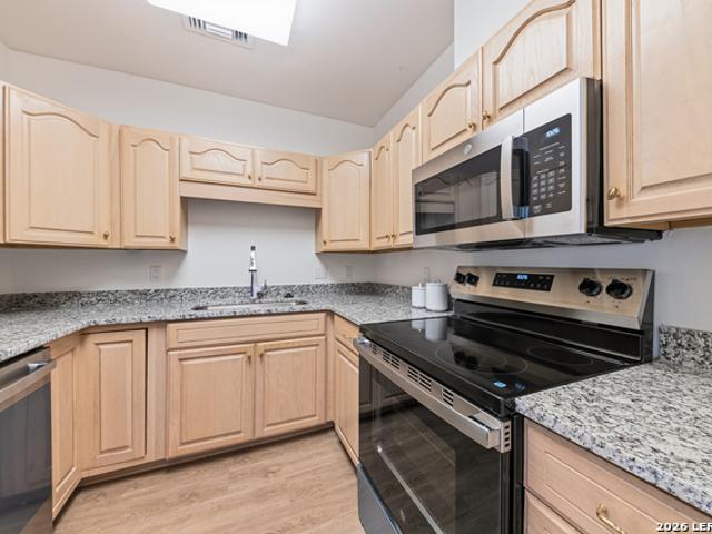 1 Towers Park Ln, Unit 1703