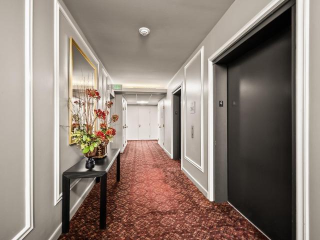 1 Treetops Lane # 404