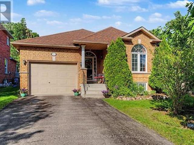 1 Valley View Court, Barrie, ON, L4N 0G7 house for sale | Listing ID S13560 | Royal LePage