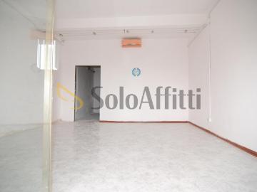 1 vetrina bilocale 50mq