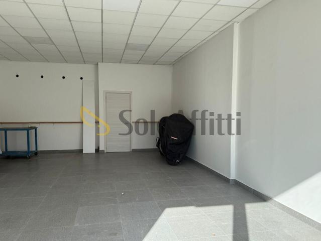 1 vetrina monolocale 52mq